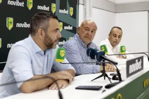 Καραπατάκης/"Η μεγαλύτερη συμφωνία που είχαμε ποτέ"