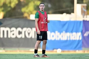 Φωτορεπορτάζ από το φιλικό ΑΠΟΕΛ-Ολυμπιακός