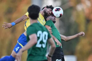 Φωτορεπορτάζ από το φιλικό ΑΠΟΕΛ-Ολυμπιακός