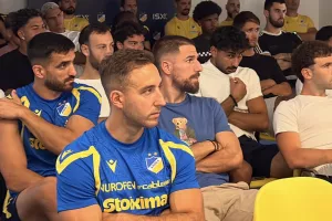 Ενσωματώθηκε και ο Ντέγκενεκ 