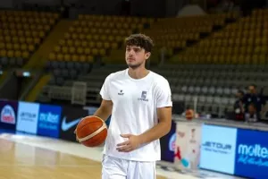 Ο Σόλωνας Αγγελή στον ΑΠΟΕΛ!