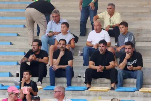 ΦΩΤΟΣ από την κερκίδα της ΑΕΚ