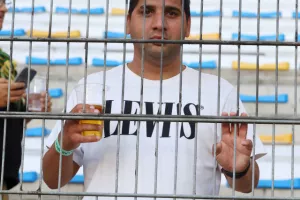 ΦΩΤΟΣ από την κερκίδα της ΑΕΚ