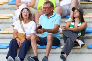 ΦΩΤΟΣ από την κερκίδα της ΑΕΚ
