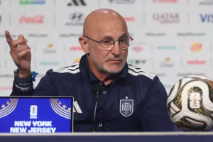 Ντε Λα Φουέντε: «Ζήτησα τη συμβουλή του Ντελ Μπόσκε για τον τελικό»