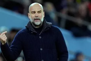 Η Σίτι βγάζει σε δημοπρασία όλο το γραφείο του Γκουαρδιόλα