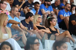 (ΦΩΤΟΣ) Ο κόσμος στο "Αλφαμέγα"