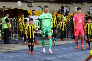 Λύγισε... στα πέναλτι η Ομόνοια παρά τη μεγάλη προσπάθεια με 9 παίκτες και τον τρομερό Φαμπιάνο