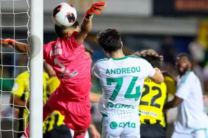 Λύγισε... στα πέναλτι η Ομόνοια παρά τη μεγάλη προσπάθεια με 9 παίκτες και τον τρομερό Φαμπιάνο