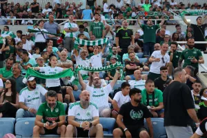 Ομόνοια - Καϊράτ: Προηγήθηκε με Ανδρέου, άντεξε με 10 παίκτες και έβαλε τις βάσεις!