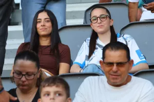 Φωτορεπορτάζ από την κερκίδα του Απόλλωνα