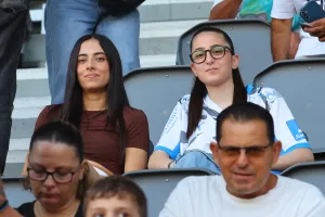 Φωτορεπορτάζ από την κερκίδα του Απόλλωνα