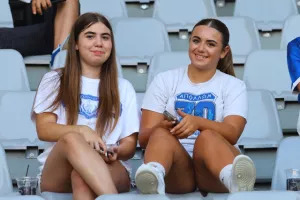 Φωτορεπορτάζ από την κερκίδα του Απόλλωνα