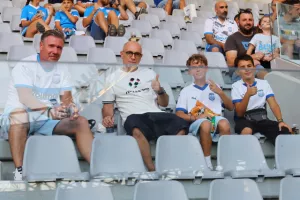 Φωτορεπορτάζ από την κερκίδα του Απόλλωνα