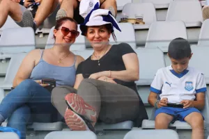 Φωτορεπορτάζ από την κερκίδα του Απόλλωνα