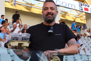 Φωτορεπορτάζ από την κερκίδα του Απόλλωνα