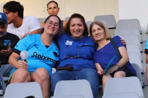 Φωτορεπορτάζ από την κερκίδα του Απόλλωνα