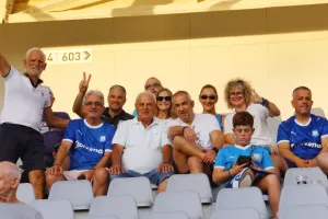 Φωτορεπορτάζ από την κερκίδα του Απόλλωνα