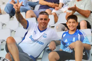 Φωτορεπορτάζ από την κερκίδα του Απόλλωνα