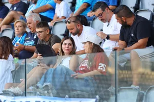 (ΦΩΤΟΣ) Ο κόσμος στο "Αλφαμέγα"