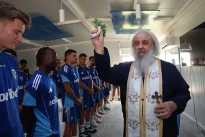 Έβαλε... μπρος η "Κυρία" (Φώτος)