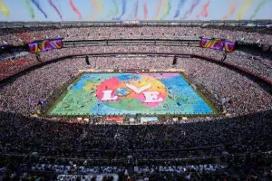 Halftime Show διάρκειας... 27 λεπτών και 24 δευτερολέπτων! 
