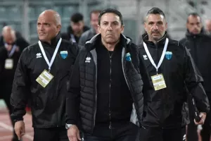 Δίνουν απαντήσεις... Παπαδόπουλος και Βρύζας