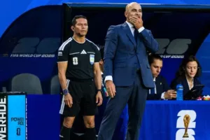 "Έψαχνε δουλειά μέσω του Ρονάλντο"/ Πυρά... κατά Μαρτίνεθ