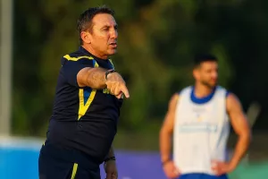 (ΑΠΟΕΛ) Προετοιμασία με... αποφάσεις για την τελική 24άδα