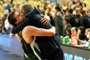 Διαμαντίδης για Ομπράντοβιτς: "Νιώθω σαν να είμαστε οικογένεια"