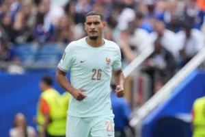 Η Τσέλσι «μπαίνει» και για Λακρουά μετά τον Ρότζερς