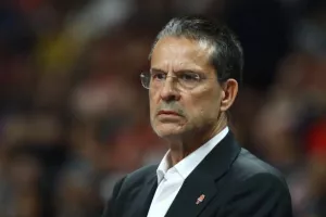Παρελθόν από τη Βαλένθια ο Μαρτίνεθ - Ετοιμάζεται για Ρεάλ Μαδρίτης