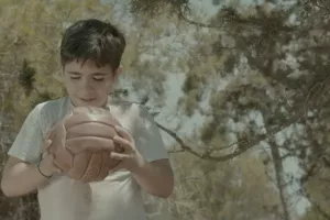 Η «Μπάλα του Οδυσσέα» μεταφέρει το μήνυμα της επιστροφής (βίντεο)