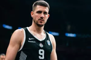 Ανανέωσε ο Μαρίνκοβιτς μέχρι το 2028
