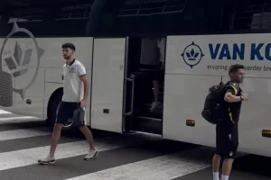 (Βίντεο/ΑΠΟΕΛ) "Γαλαζοκίτρινη"... άφιξη