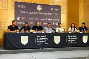 Η δημοσιογραφική διάσκεψη για το MEVZA Beach Volleyball U18/U20 Championship 2026 (φώτος)