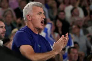 Απόστολος Τσιτσιπάς: «Είμαι σίγουρος ότι θα ξαναπροπονήσω τον Στέφανο»