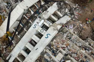 Στους 3.889 οι νεκροί από τους δύο ισχυρούς σεισμούς στη Βενεζουέλα