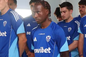 Το comeback... του Ντιόν!