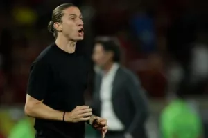 Ανακοίνωσε τον Φιλίπε Λουίς έως το 2028
