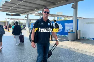 ΠΡΩΤΟ για Μάκη Παπαϊωάννου