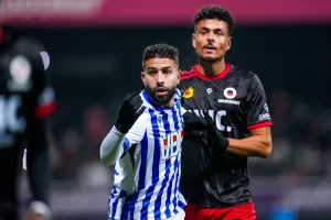 (ΝΕΟ) Κλείνει Achraf El Bouchataoui