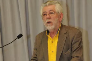 Έφυγε από τη ζωή ο δημοσιογράφος Γιώργος Τσαλακός