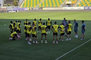 (Φώτος/Βίντεο kerkida) Η προπόνηση της Μπεϊτάρ