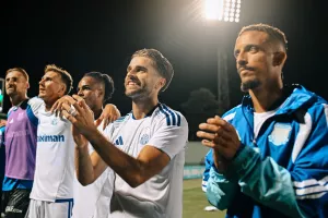 Πρώτη παράσταση... ιδανική!