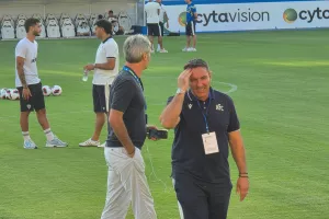 (ΦΩΤΟΣ Kerkida) Στο "ΠΑΠ" το ΑΠΟΕΛ και...πηγαδάκια