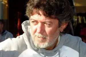  Εντοπίστηκε νεκρός στο σπίτι του ο αδερφός του Μάκη Τριανταφυλλόπουλου
