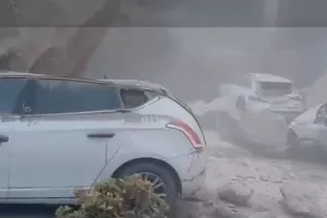 Σεισμός κοντά στη Νάπολη- 21 τραυματίες (βίντεο)