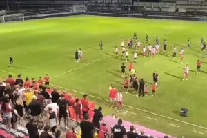 ΑΡΕΣΕ ξανά η Νέα Σαλαμίνα, ενθουσιασμένοι οι οπαδοί της!