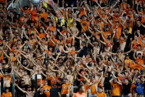 Οι ΑΠΟΕΛίστες "έσπασαν" το φράγμα των 8000